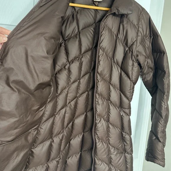 Patagonia Women’s Quilted Down Insulated Parka in Chevron Brown Jacket - Picture 4 of 10